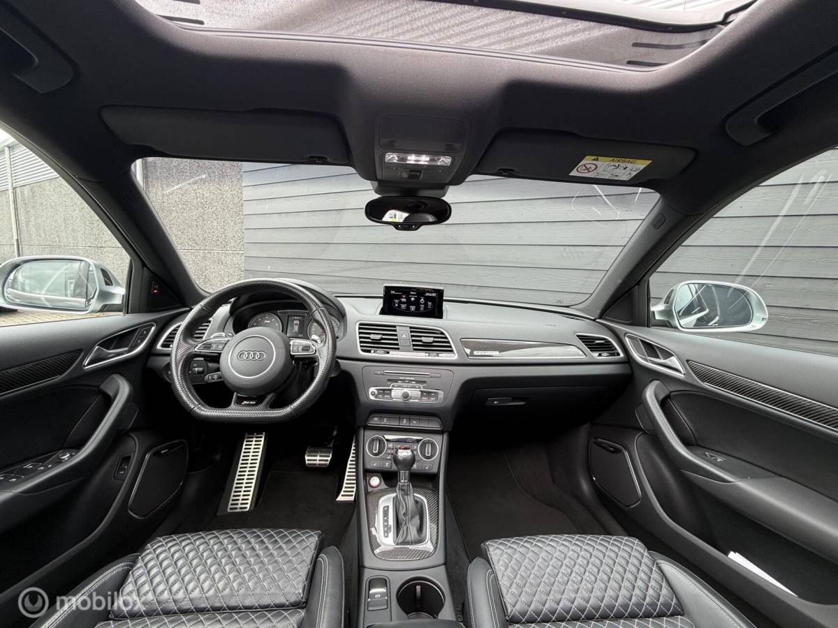 Audi RSQ3 Audi RS Q3 2.5 TFSI RS Q3 quattro Pano.dak/Leder/Trekhaak/BOSE