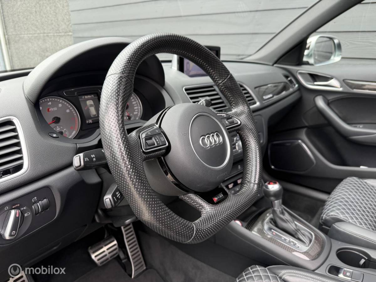 Audi RSQ3 Audi RS Q3 2.5 TFSI RS Q3 quattro Pano.dak/Leder/Trekhaak/BOSE