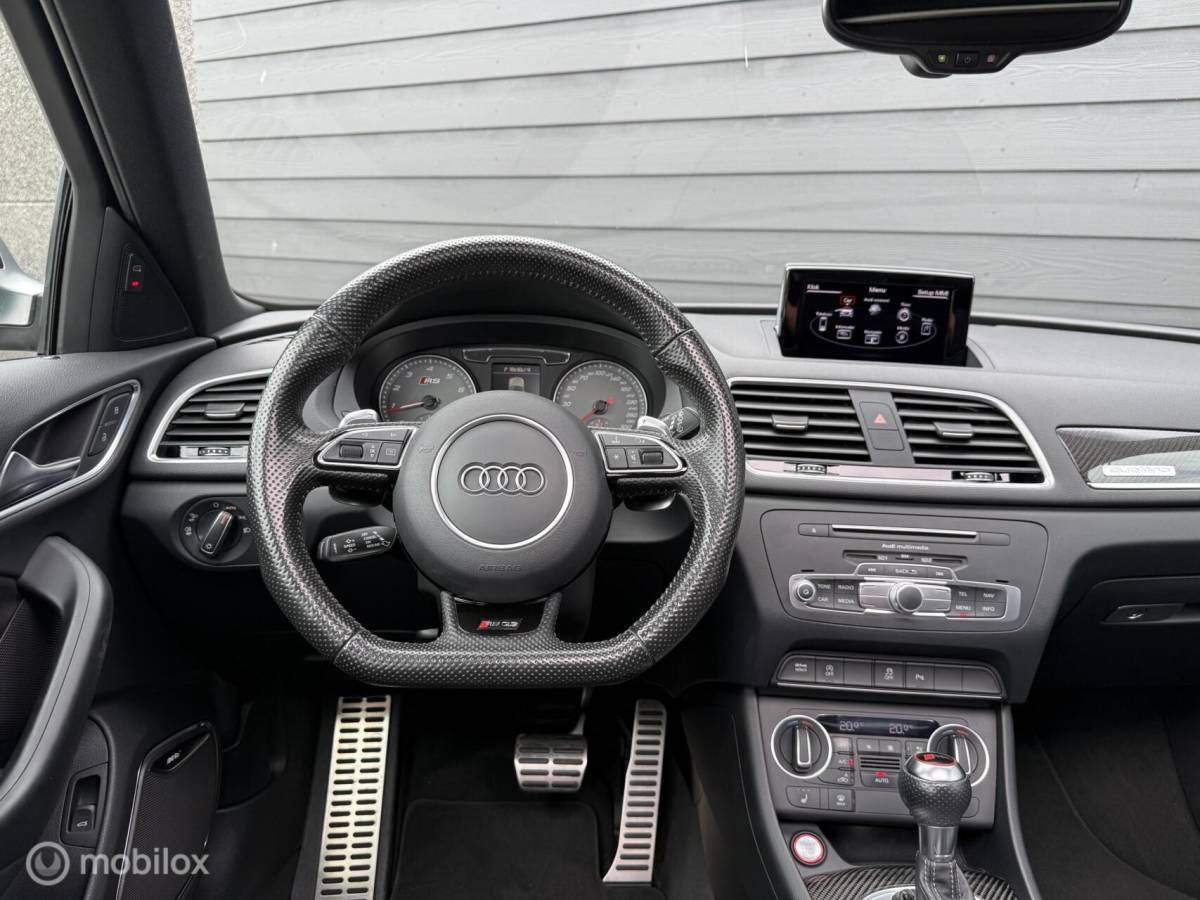 Audi RSQ3 Audi RS Q3 2.5 TFSI RS Q3 quattro Pano.dak/Leder/Trekhaak/BOSE
