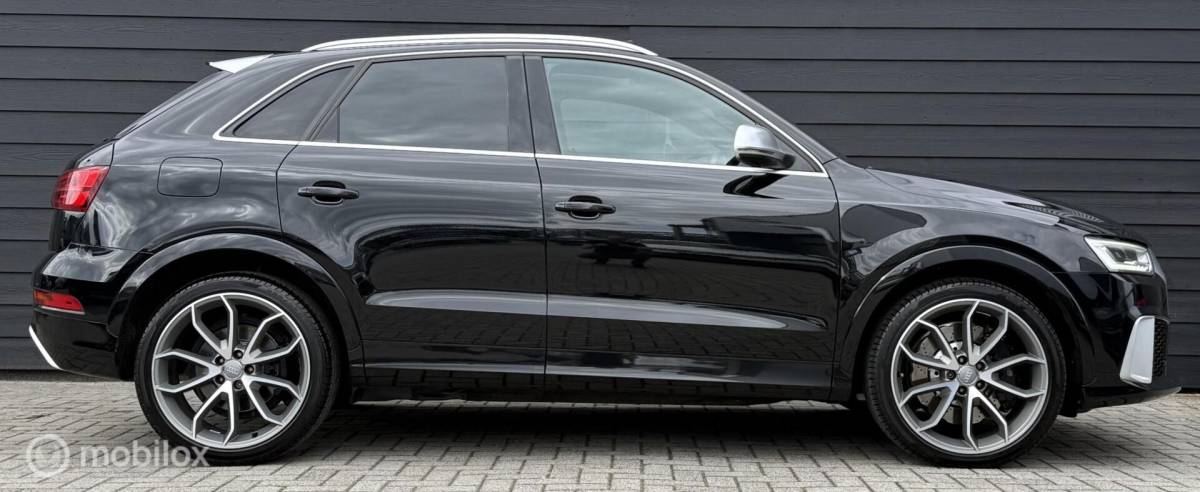 Audi RSQ3 Audi RS Q3 2.5 TFSI RS Q3 quattro Pano.dak/Leder/Trekhaak/BOSE