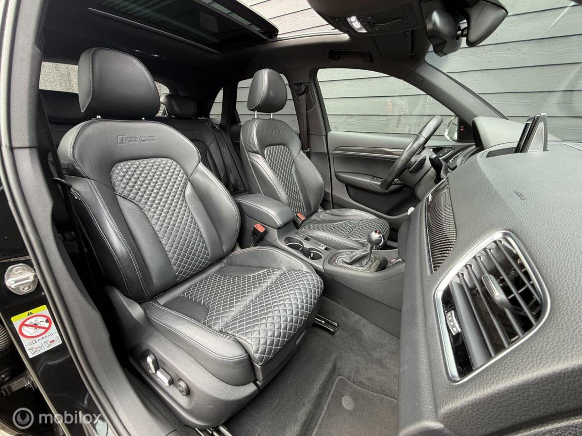 Audi RSQ3 Audi RS Q3 2.5 TFSI RS Q3 quattro Pano.dak/Leder/Trekhaak/BOSE