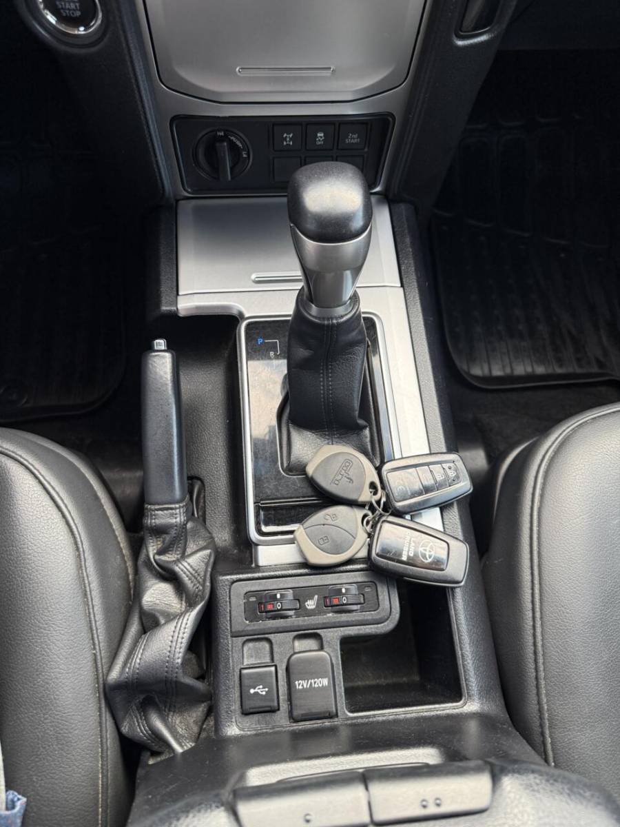 Toyota Land Cruiser Toyota Land Cruiser 2.8 D-4D-F Challenger A/T Van Trekhaak