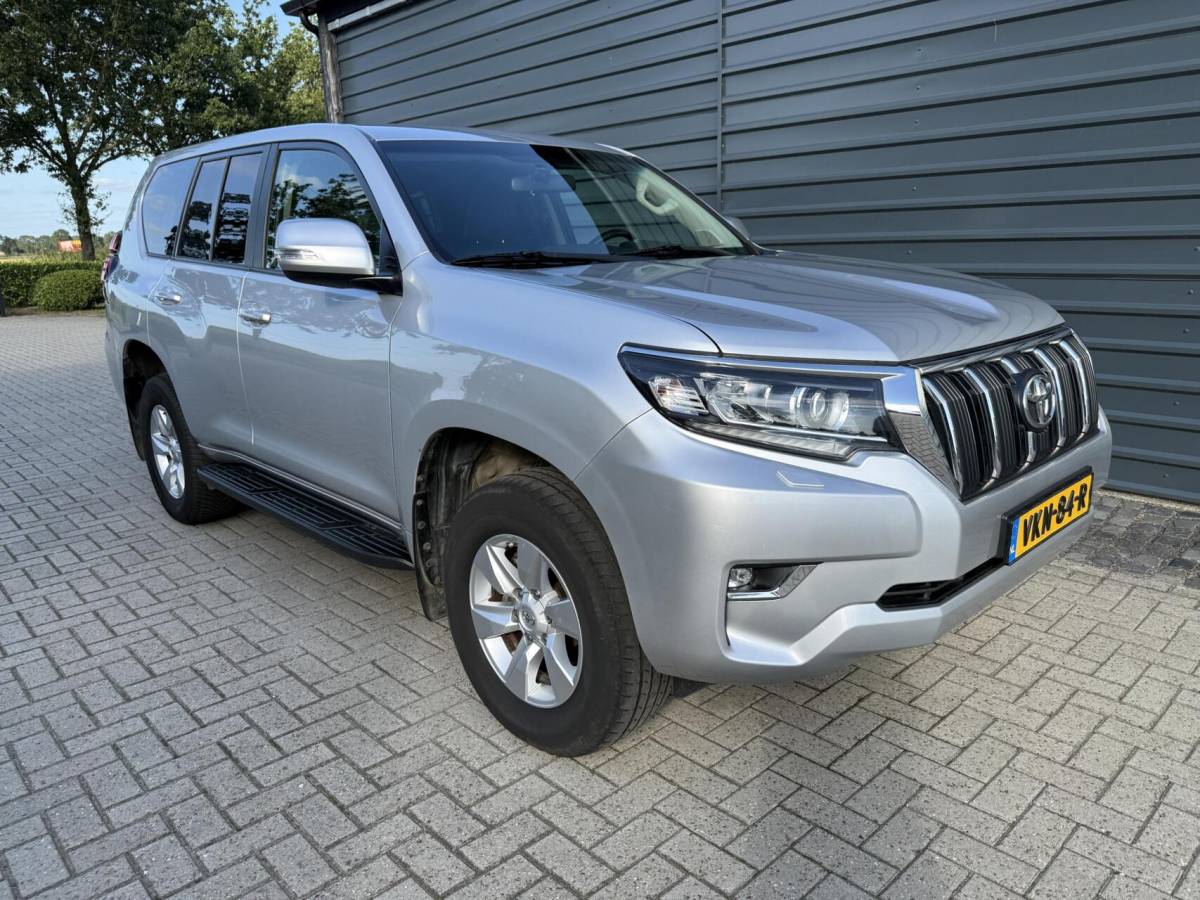 Toyota Land Cruiser Toyota Land Cruiser 2.8 D-4D-F Challenger A/T Van Trekhaak