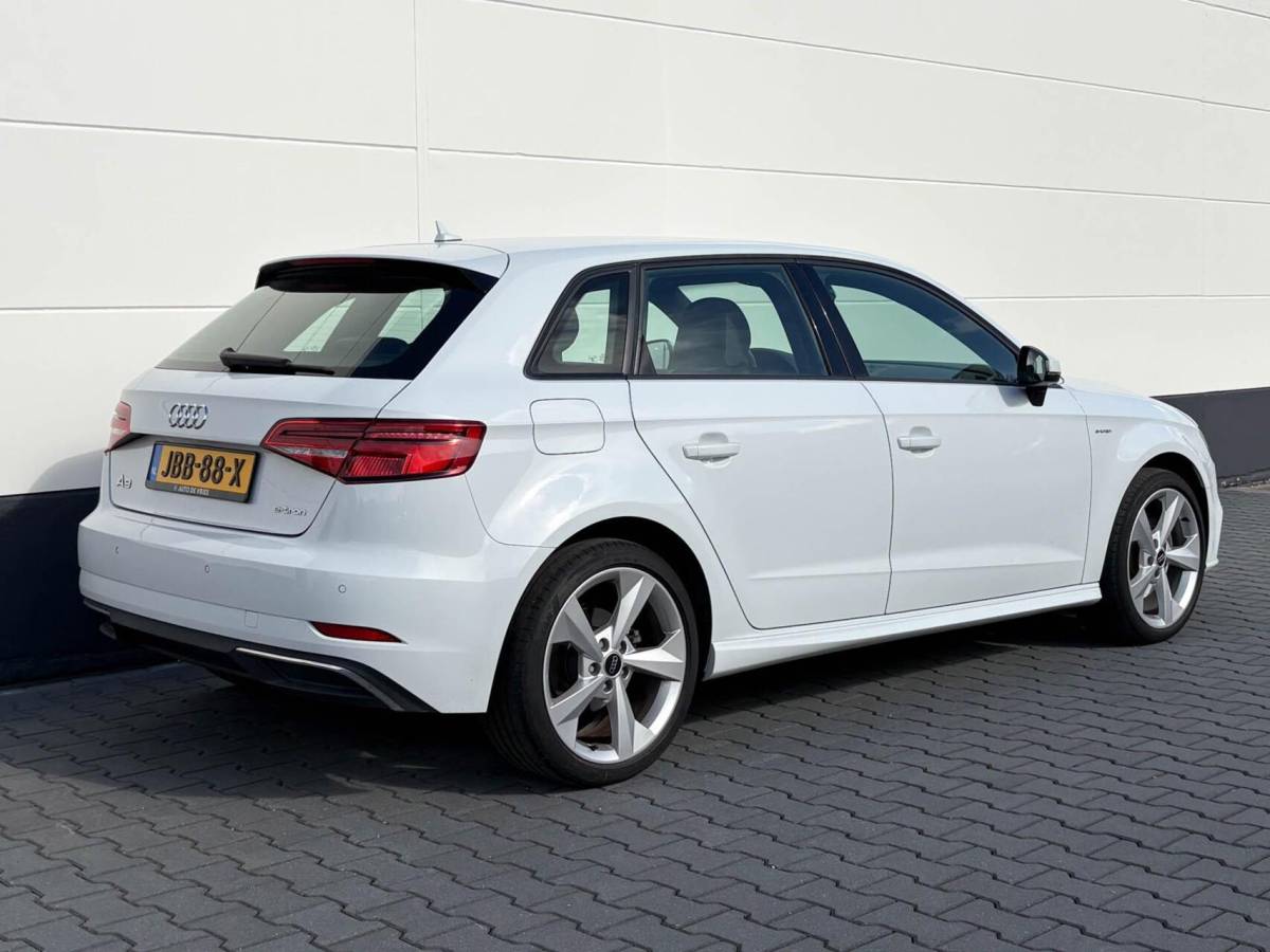 Audi A3 Audi A3 Sportback 1.4 E-tron 204pk Sport Pro Line plus | S-line interieur | Carplay | Virtual cockpit