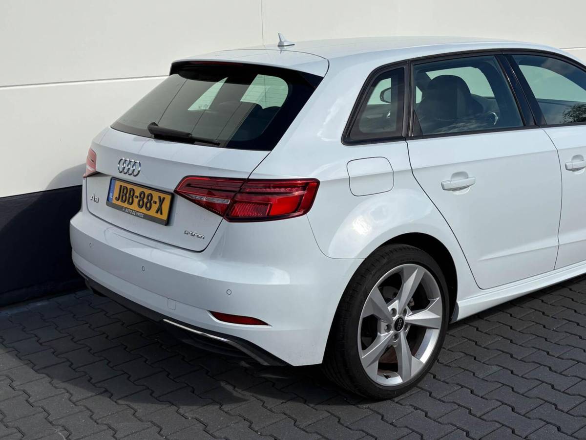 Audi A3 Audi A3 Sportback 1.4 E-tron 204pk Sport Pro Line plus | S-line interieur | Carplay | Virtual cockpit