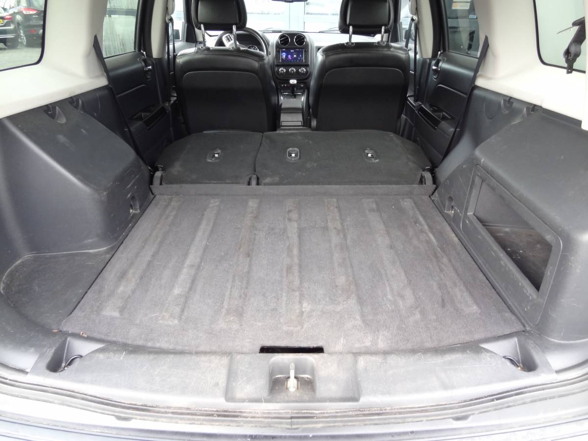 Jeep Patriot Jeep Patriot 2.4 Limited Liberty | NL-AUTO | CRUISE | 4×4 | AIRCO | STOELVERW. |