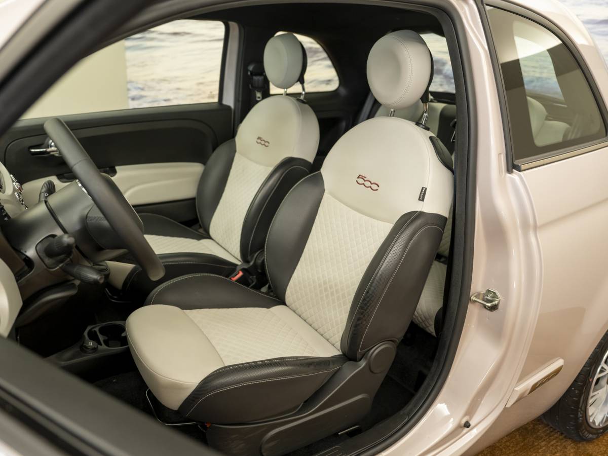 Fiat 500 Fiat 500 1.0 Hybrid Launch Edition, NAV, powder pink, incl garantie