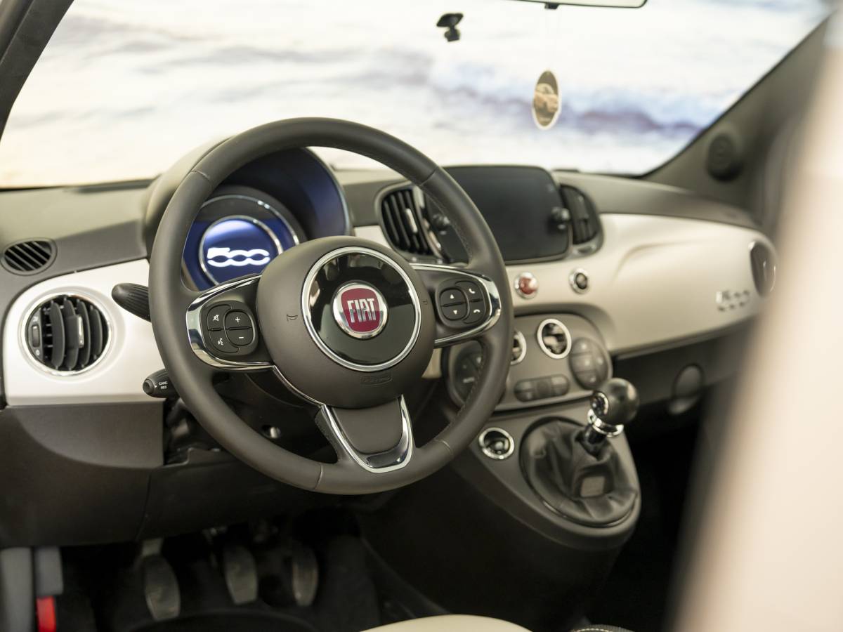 Fiat 500 Fiat 500 1.0 Hybrid Launch Edition, NAV, powder pink, incl garantie
