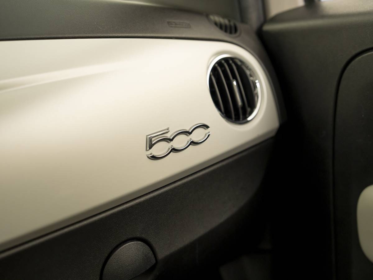 Fiat 500 Fiat 500 1.0 Hybrid Launch Edition, NAV, powder pink, incl garantie
