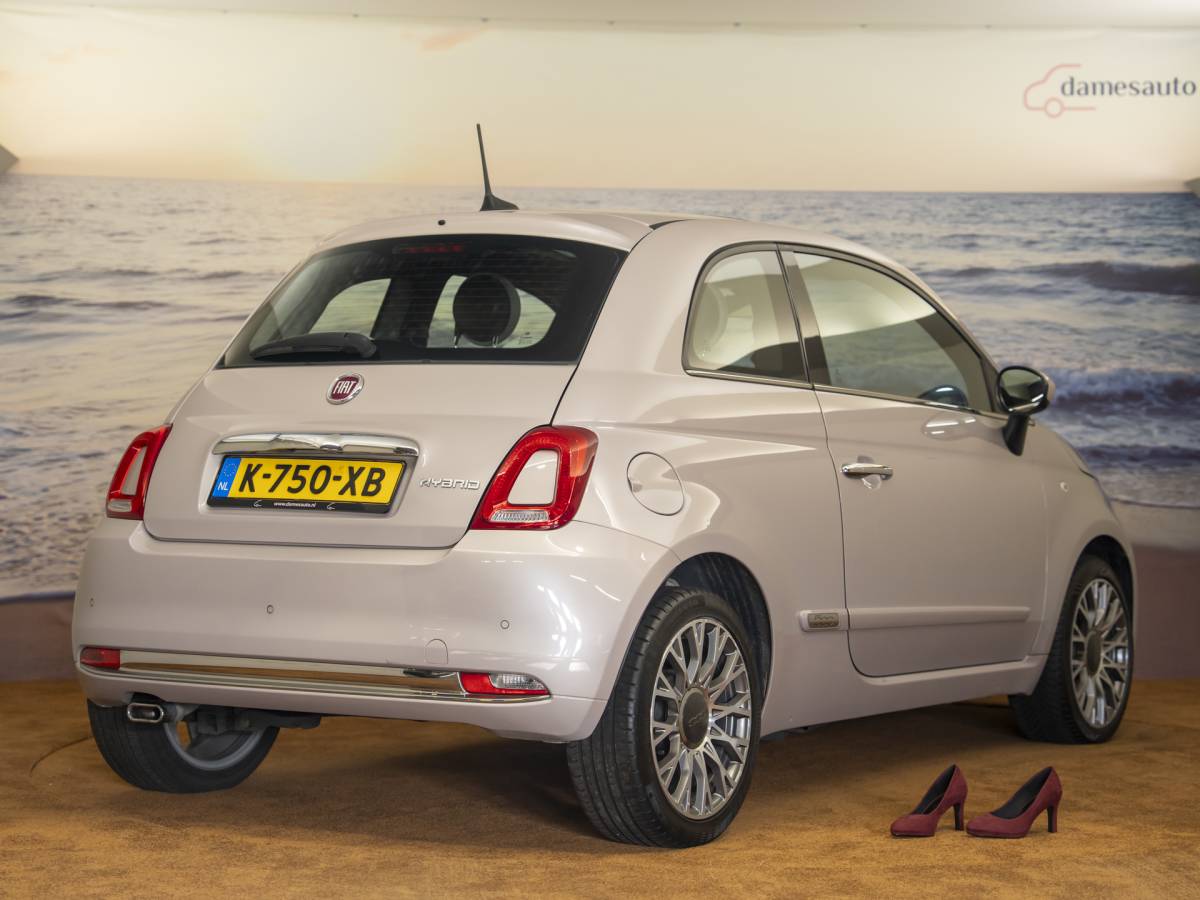 Fiat 500 Fiat 500 1.0 Hybrid Launch Edition, NAV, powder pink, incl garantie