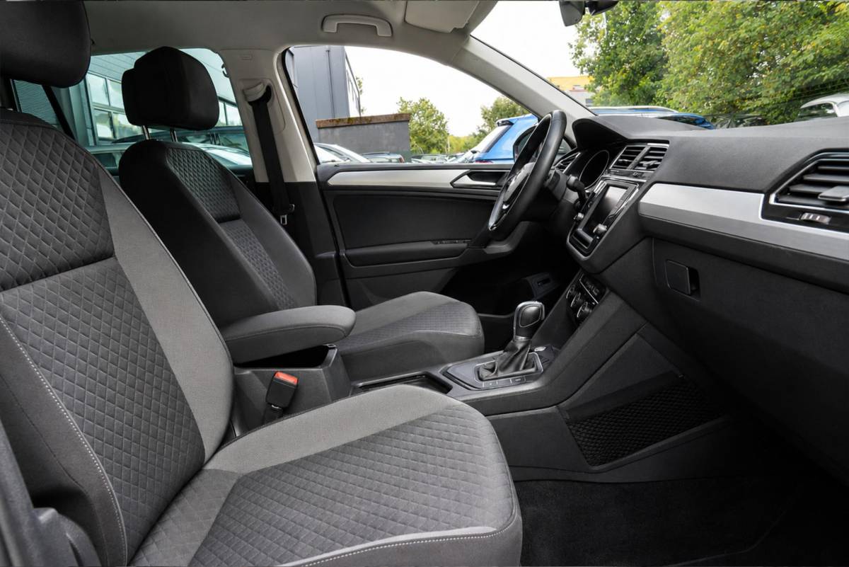 Volkswagen Tiguan Volkswagen Tiguan 1.4 TSI ACT Highline | Keyles | Navigatie | ACC | Bluetooth