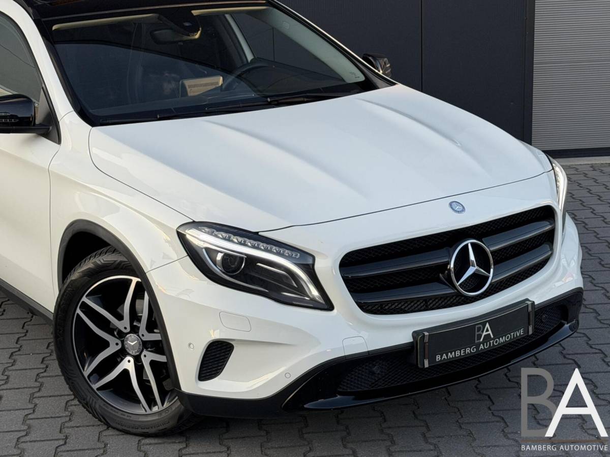 Mercedes-Benz GLA Mercedes GLA-klasse 180|carplay|pano|trekhaak