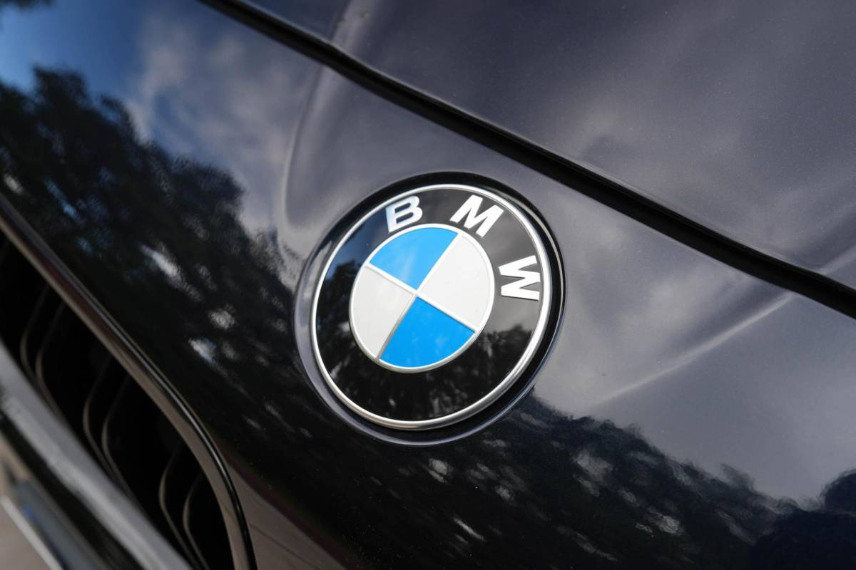 BMW 5 Serie BMW 5-serie Touring 530i M-Sport | Panorama | Cruise | Navigatie | Leder