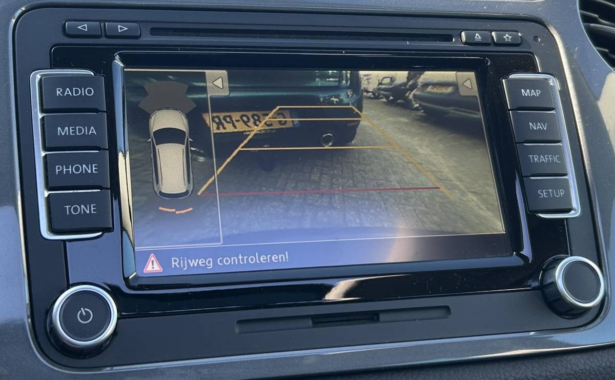 Volkswagen Tiguan Volkswagen Tiguan 1.4 TSI Sport&Style 160PK | NL AUTO | PANO | TREKHAAK | Achteruitrijcamera | Parkeersensoren | Climate Control | Cruise Control |