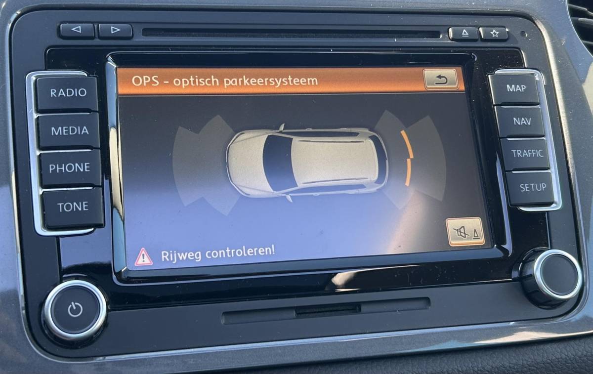 Volkswagen Tiguan Volkswagen Tiguan 1.4 TSI Sport&Style 160PK | NL AUTO | PANO | TREKHAAK | Achteruitrijcamera | Parkeersensoren | Climate Control | Cruise Control |