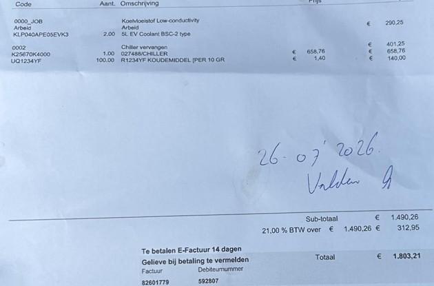 Kia e-Niro Kia e-Niro DynamicPlusLine 64 kWh | SOH 100% | 3 Fase | 1e Eigenaar! | NL AUTO | BTW AUTO (PRIJS INCLUSIEF BTW) | PANO | Achteruitrijcamera | Stoelverwarming | Stuurverwarming | 07-2026 Nieuwe Koeling voor de Accu bij de Dealer, Factuur aanwezig |