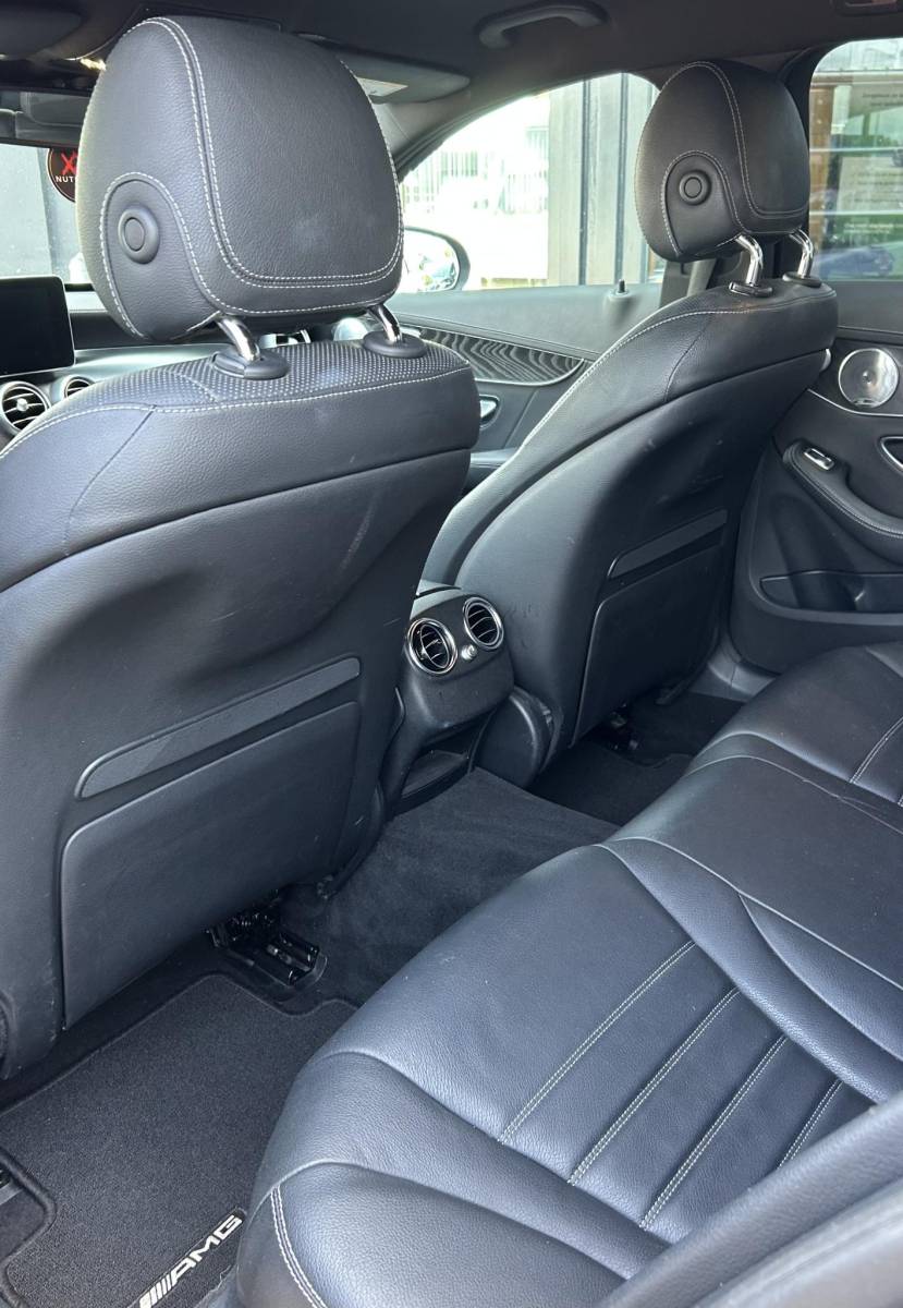 Mercedes-Benz C-Klasse Mercedes-Benz C-klasse Estate 400 4MATIC Prestige 333PK | AMG | AUTOMAAT | Onderhoudshistorie | Burmester Audio | Stoelverkoeling | Stoelverwarming | Parkeersensoren | Lederen Bekleding | Elektrische Stoel | Elektrische Achterklep | 18 Inch | All Season |