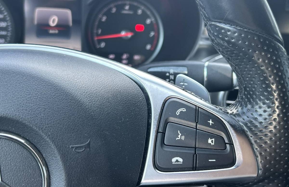 Mercedes-Benz C-Klasse Mercedes-Benz C-klasse Estate 400 4MATIC Prestige 333PK | AMG | AUTOMAAT | Onderhoudshistorie | Burmester Audio | Stoelverkoeling | Stoelverwarming | Parkeersensoren | Lederen Bekleding | Elektrische Stoel | Elektrische Achterklep | 18 Inch | All Season |