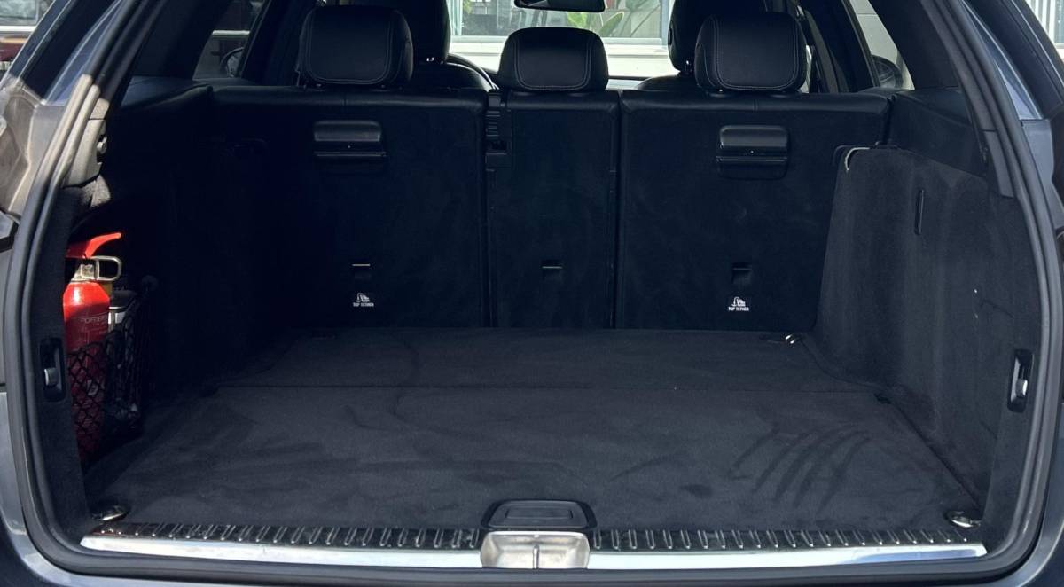 Mercedes-Benz C-Klasse Mercedes-Benz C-klasse Estate 400 4MATIC Prestige 333PK | AMG | AUTOMAAT | Onderhoudshistorie | Burmester Audio | Stoelverkoeling | Stoelverwarming | Parkeersensoren | Lederen Bekleding | Elektrische Stoel | Elektrische Achterklep | 18 Inch | All Season |