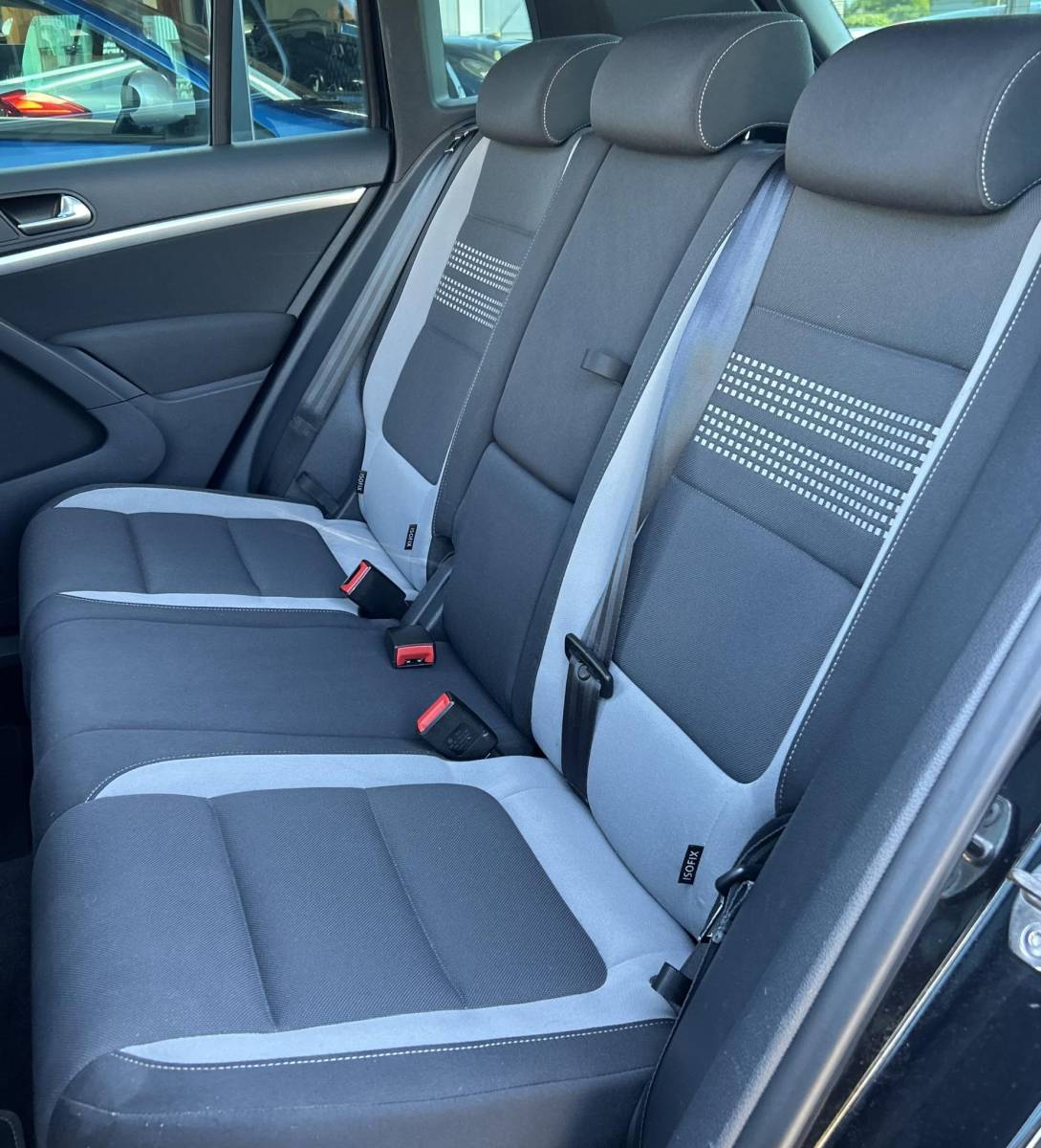 Volkswagen Tiguan Volkswagen Tiguan 2.0 TSI Sport&Style 4motion R-line Edition 179PK | Nette Staat! | AUTOMAAT | PANO | Trekhaak | Parkeersensoren Voor en Achter | Stoelverwarming | Climate Control | Cruise Control | DAB+ Pioneer |