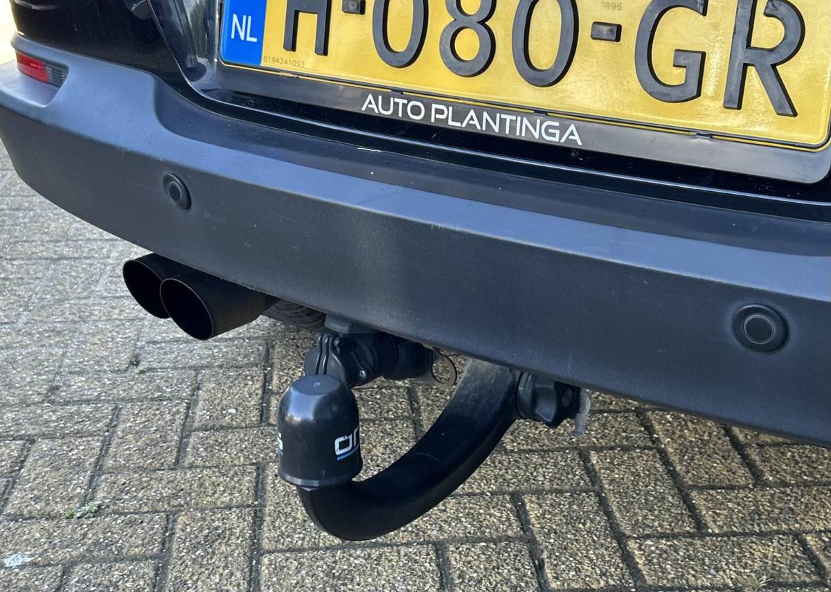 Volkswagen Tiguan Volkswagen Tiguan 2.0 TSI Sport&Style 4motion R-line Edition 179PK | Nette Staat! | AUTOMAAT | PANO | Trekhaak | Parkeersensoren Voor en Achter | Stoelverwarming | Climate Control | Cruise Control | DAB+ Pioneer |