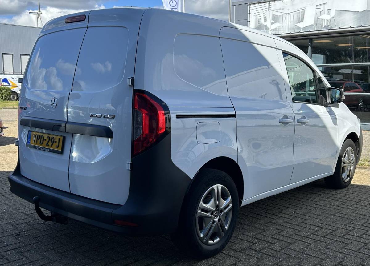Mercedes-Benz Citan Mercedes-Benz Citan 108 CDI L1 Pro | NIEUWE MODEL | Trekhaak | Airco | 2 Sleutels |