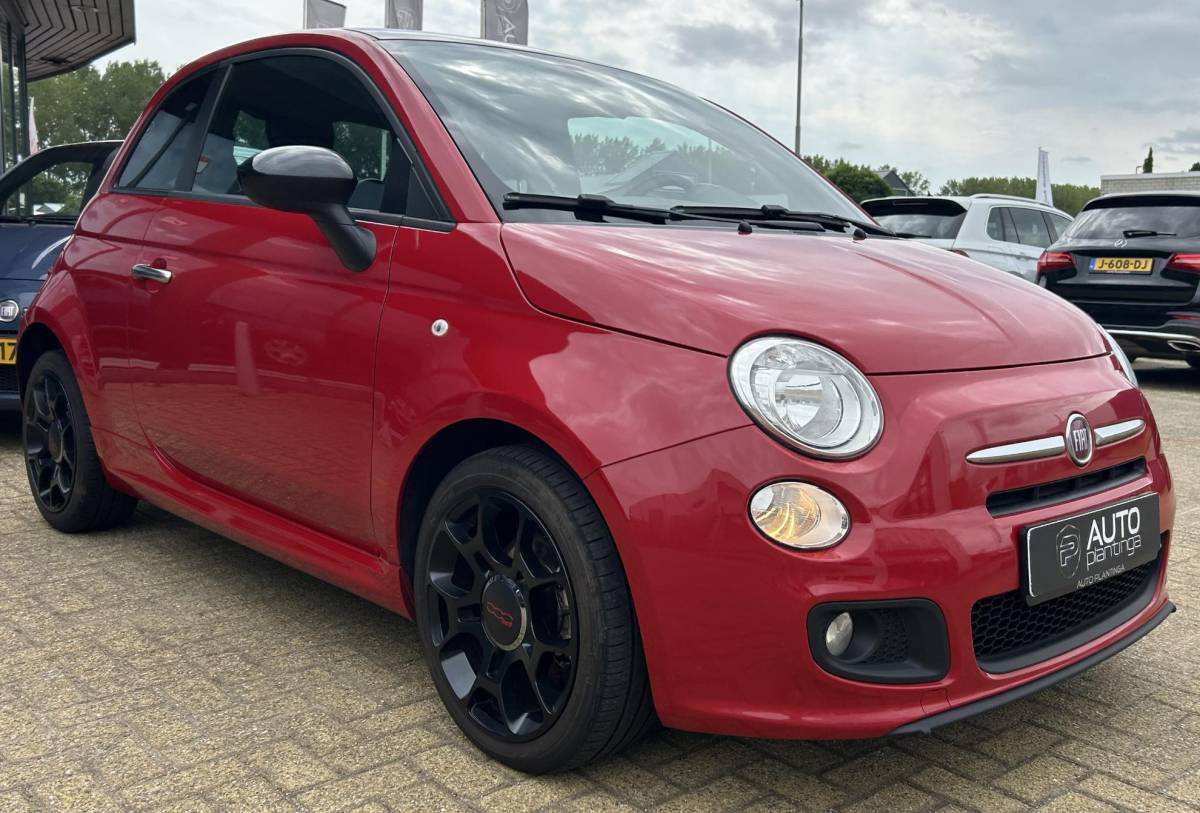 Fiat 500 Fiat 500 0.9 TwinAir Turbo 500S 80PK | NL AUTO | NAP | Onderhoudshistorie | Abarth-pakket | Side Skirts | Achterspoiler | Sport Velgen | Parkeersensoren | Luxe Bekleding | Airco | Elektrische Ramen | 2 Sleutels |