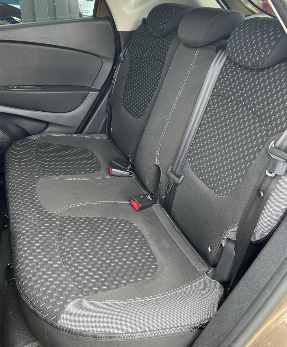 Renault Captur Renault Captur 0.9 TCe Intens 90PK | 1e Eigenaar | Dealeronderhouden | Nette Staat | NL AUTO | NAP | R-Link | Bose | Trekhaak | Achteruitrijcamera | Carplay | Navigatie | 2 Sleutels | Premium Kleur |