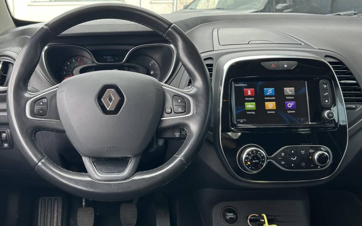 Renault Captur Renault Captur 0.9 TCe Intens 90PK | 1e Eigenaar | Dealeronderhouden | Nette Staat | NL AUTO | NAP | R-Link | Bose | Trekhaak | Achteruitrijcamera | Carplay | Navigatie | 2 Sleutels | Premium Kleur |