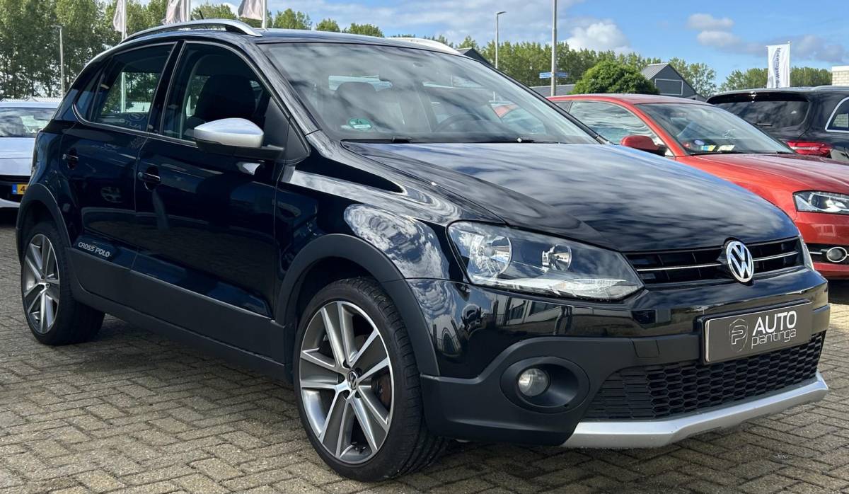Volkswagen Polo Volkswagen Polo 1.2 TSI Cross 90PK | Nette Staat | NL AUTO | NAP | Onderhoudshistorie | Climate Control | Cruise Control | 17 Inch | 2 Sleutels |