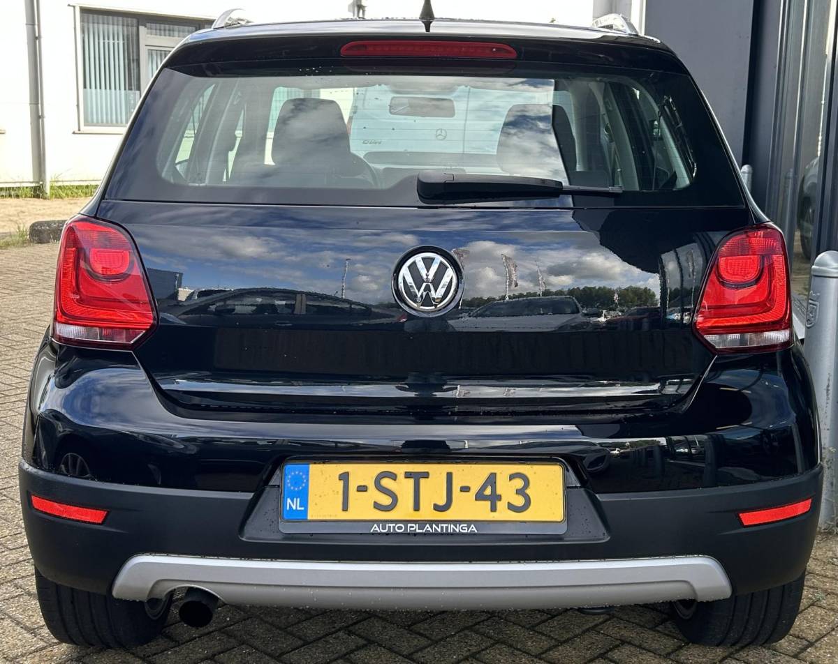 Volkswagen Polo Volkswagen Polo 1.2 TSI Cross 90PK | Nette Staat | NL AUTO | NAP | Onderhoudshistorie | Climate Control | Cruise Control | 17 Inch | 2 Sleutels |