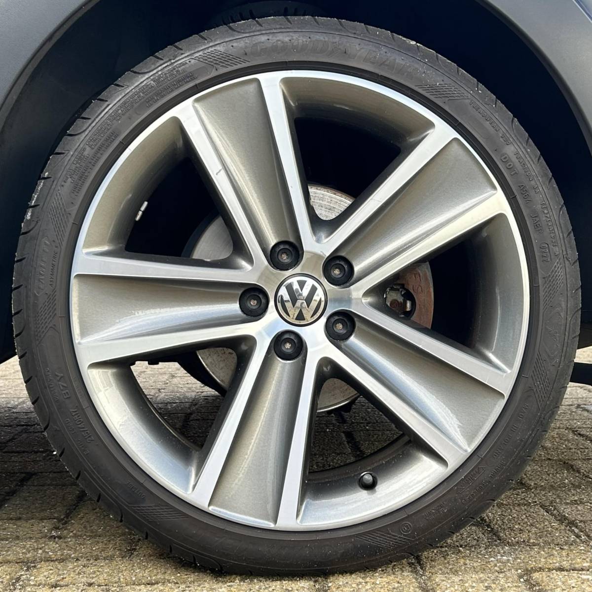 Volkswagen Polo Volkswagen Polo 1.2 TSI Cross 90PK | Nette Staat | NL AUTO | NAP | Onderhoudshistorie | Climate Control | Cruise Control | 17 Inch | 2 Sleutels |
