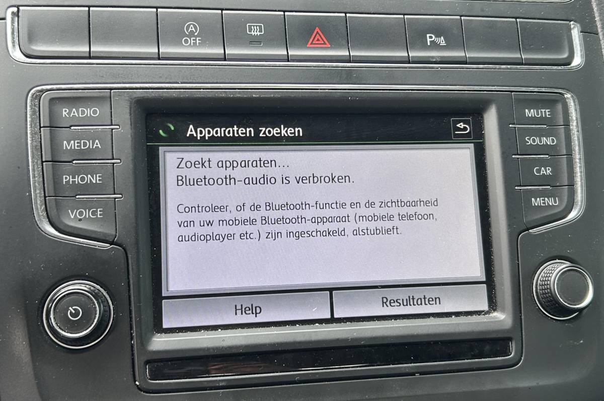 Volkswagen Polo Volkswagen Polo 1.2 TSI Highline 90PK | Volledige Onderhoudshistorie | 5 Deurs | Parkeersensoren Voor en Achter | Airco | Cruise Control | Lichtmetalen Velgen | 2 Sleutels | Armsteun |