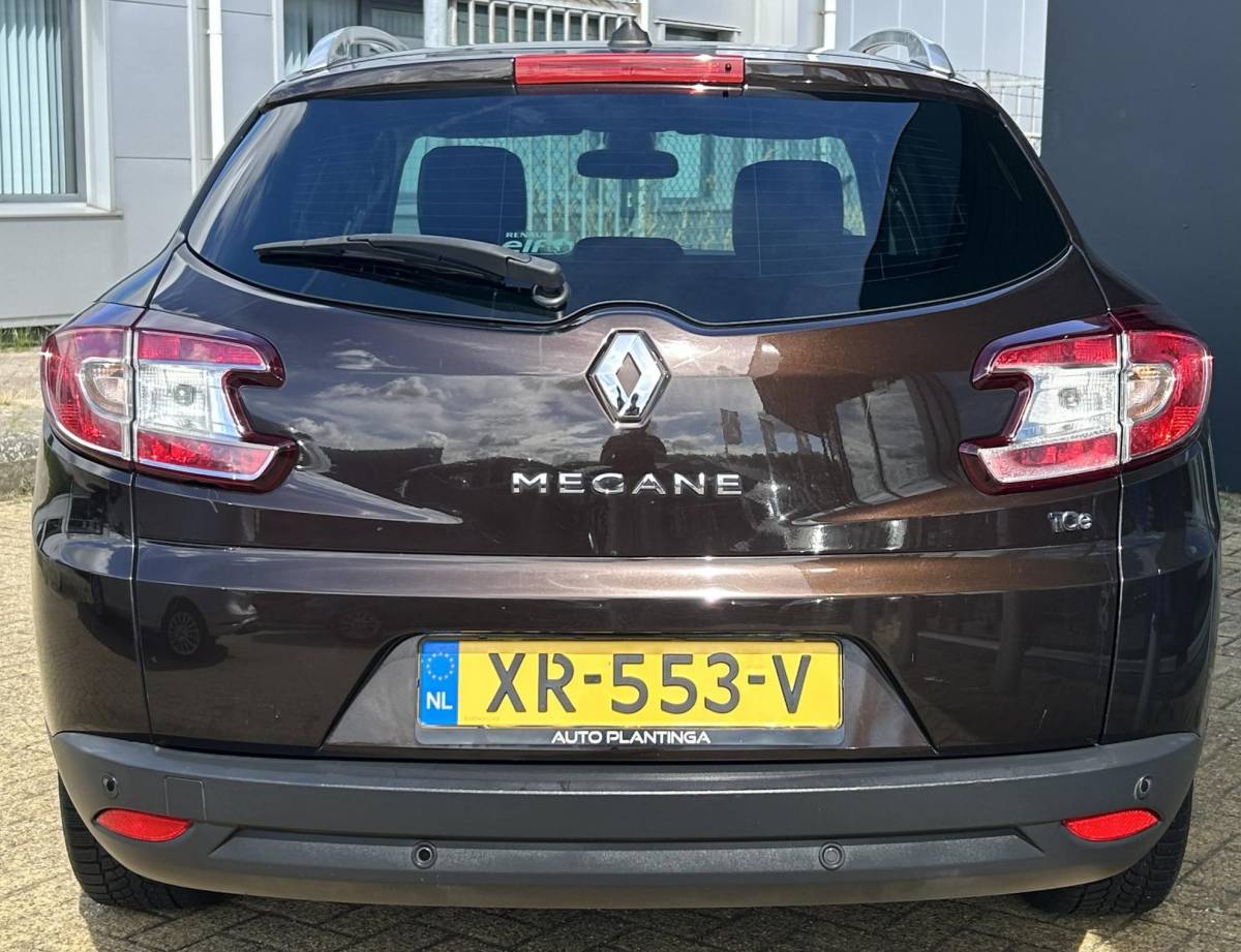 Renault Mégane Estate Renault Mégane Estate 1.2 TCe GT-Line 131PK | Van de Dealer | Nette Staat | Onderhoudshistorie | BOSE | Stoelverwarming | R-Link Navigatie | Keyless Entry | Climate Control Cruise Control | Parkeersensoren | 2 Sleutels | APK tot 16-09-2027 |