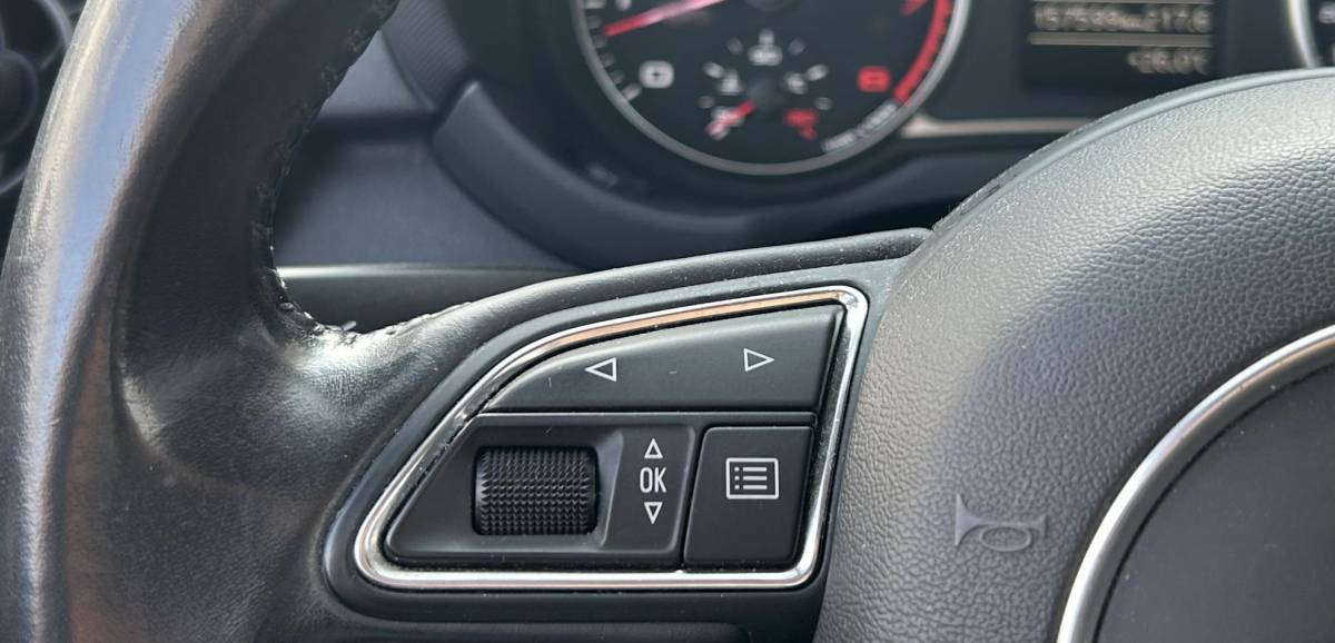 Audi A1 Audi A1 1.2 TFSI Attraction Pro Line Business 86PK | 2e Eigenaar | NL AUTO | NAP | Onderhoudshistorie | Navigatie | Airco | Lichtmetalen Velgen | 2 Sleutels |