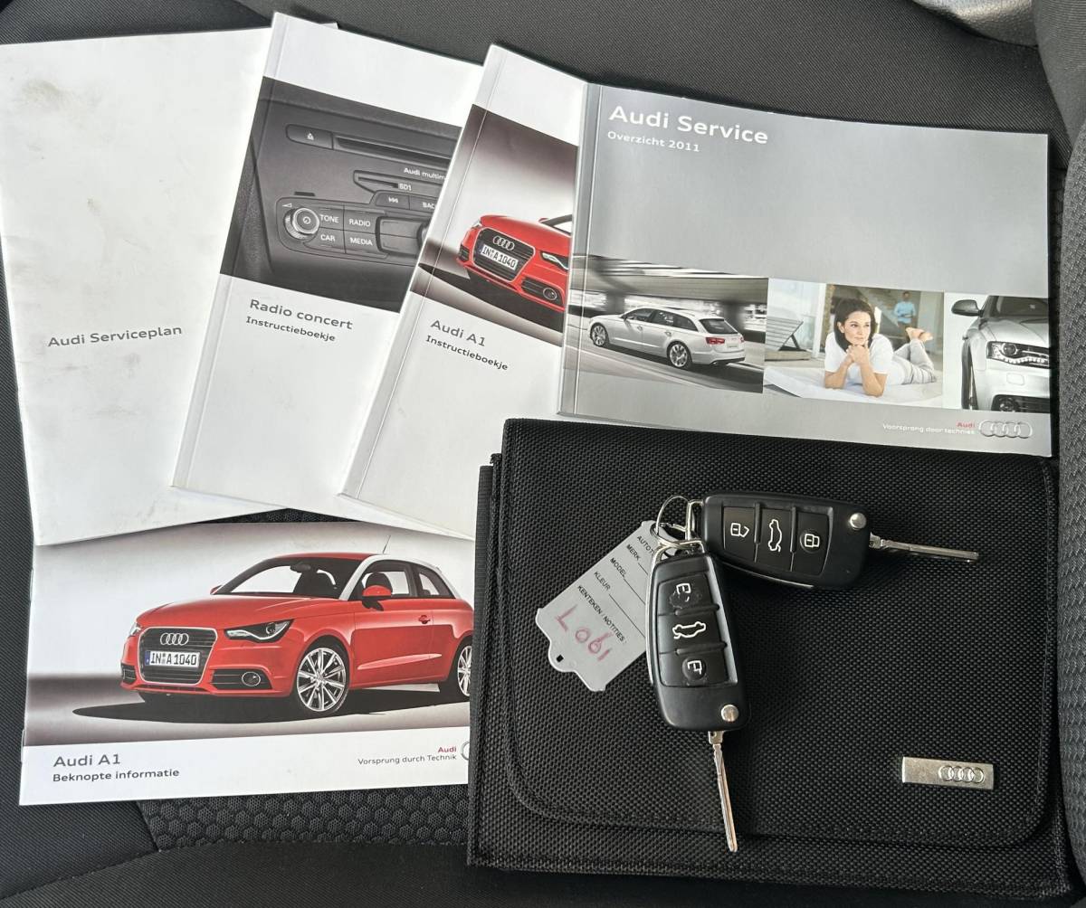 Audi A1 Audi A1 1.2 TFSI Attraction Pro Line Business 86PK | 2e Eigenaar | NL AUTO | NAP | Onderhoudshistorie | Navigatie | Airco | Lichtmetalen Velgen | 2 Sleutels |