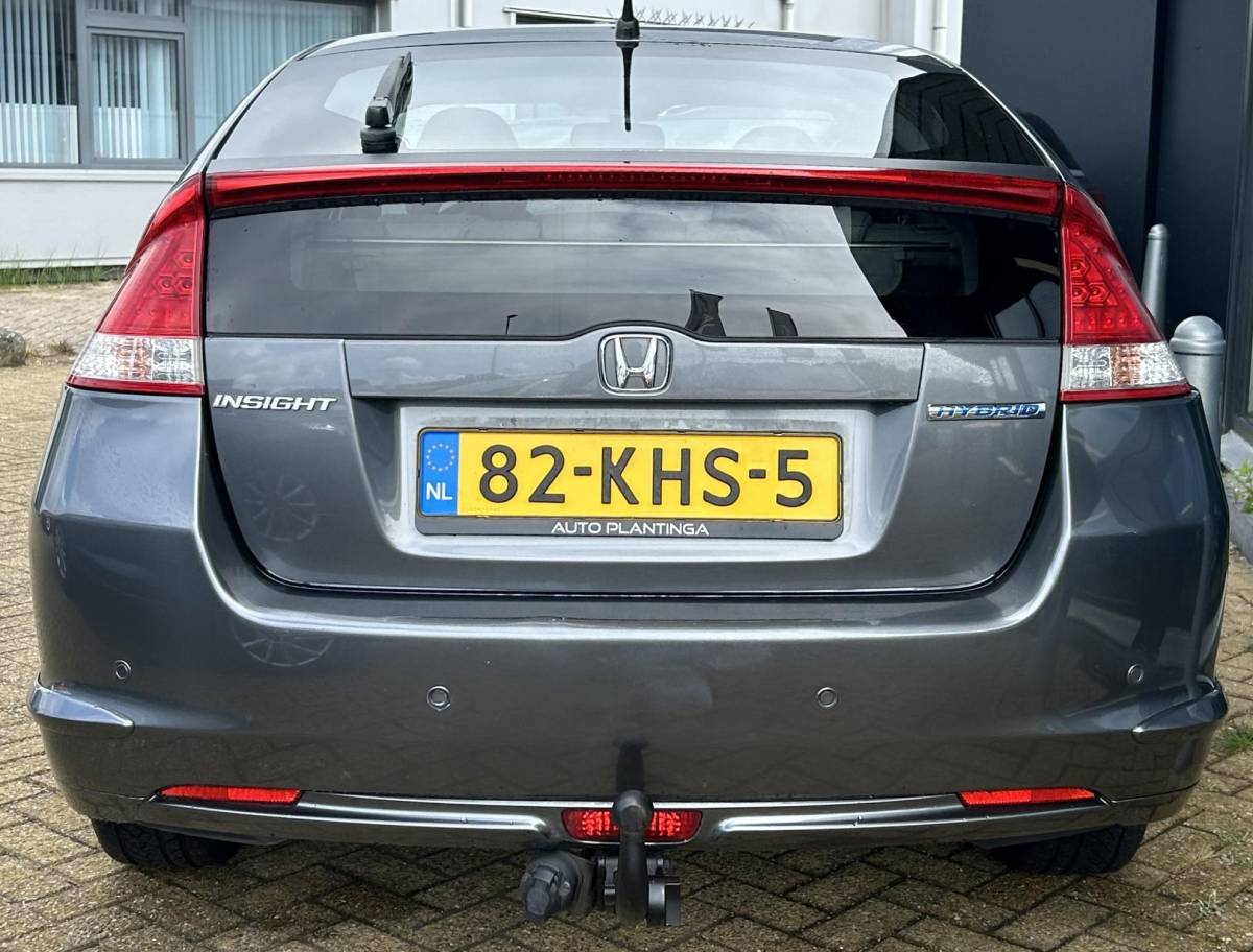 Honda Insight Honda Insight 1.3 Elegance 88PK | AUTOMAAT | Zeer Zuinige Hybride | Dealeronderhouden! | 2e Eigenaar | NL AUTO | NAP | Trekhaak | Stoelverwarming | Parkeersensoren | Climate Control | Cruise Control | 2 Sleutels |