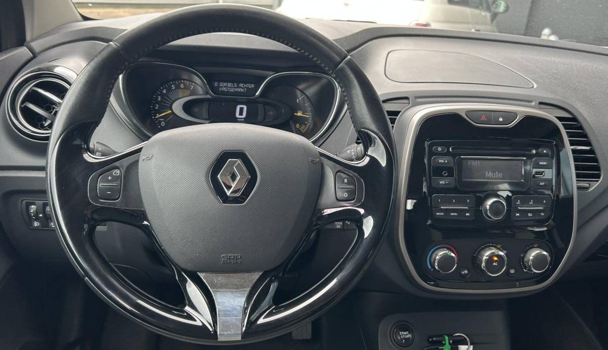 Renault Captur Renault Captur 0.9 TCe Expression 90PK | NL AUTO | Trekhaak | Airco | Cruise Control | Lichtmetalen Velgen | NAP | 2 Sleutels | NIEUWE APK | Sidesteps |
