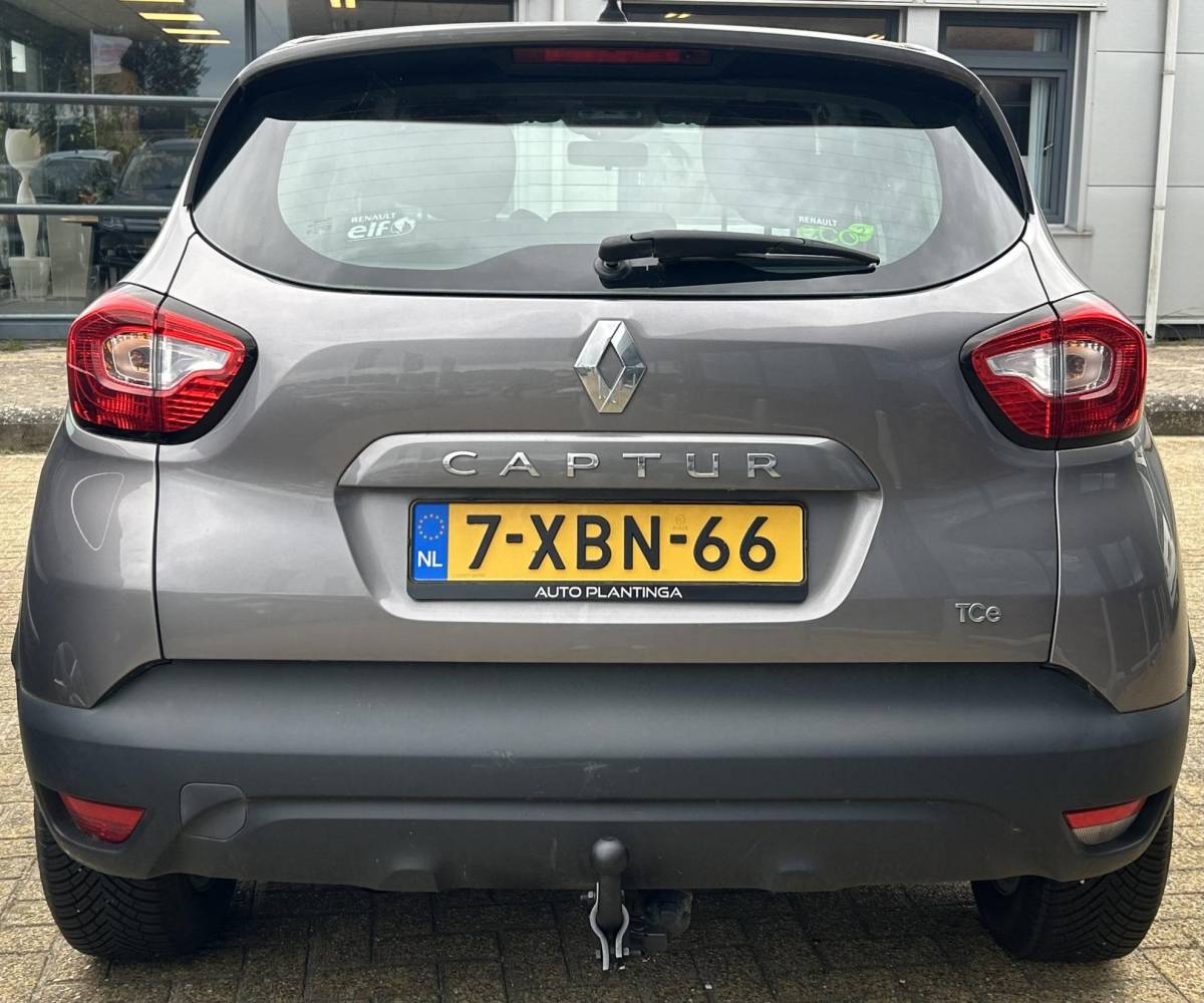 Renault Captur Renault Captur 0.9 TCe Expression 90PK | NL AUTO | Trekhaak | Airco | Cruise Control | Lichtmetalen Velgen | NAP | 2 Sleutels | NIEUWE APK | Sidesteps |