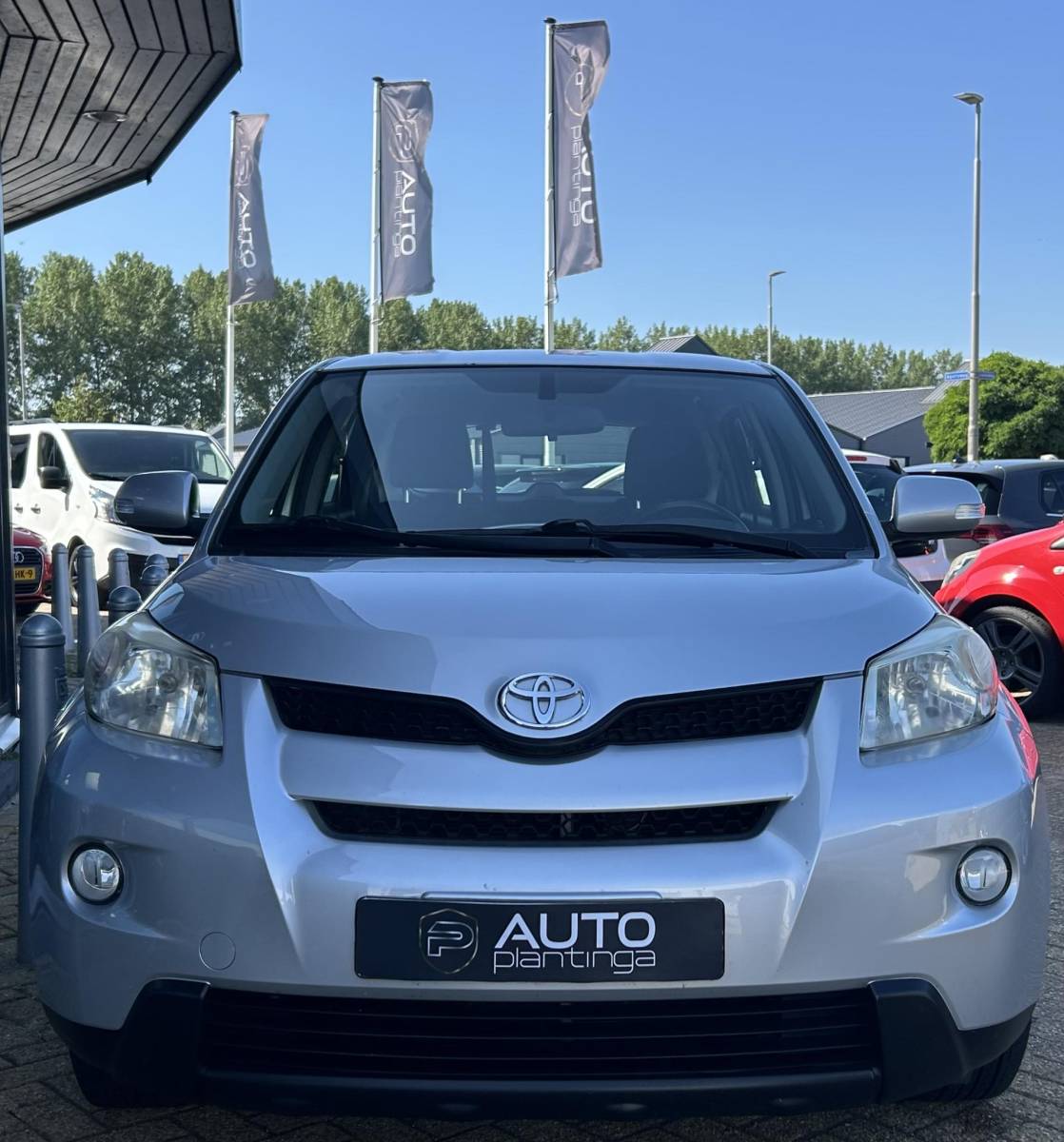 Toyota Urban Cruiser Toyota Urban Cruiser 1.3 VVT-i Aspiration | Nette Staat | 2e Eigenaar | NL AUTO | 11 Jaar in Bezit van Vorige Eigenaar | Trekhaak | Airco | lichtmetalen Velgen | 3 Sleutels | APK tot 29-03-2027 |