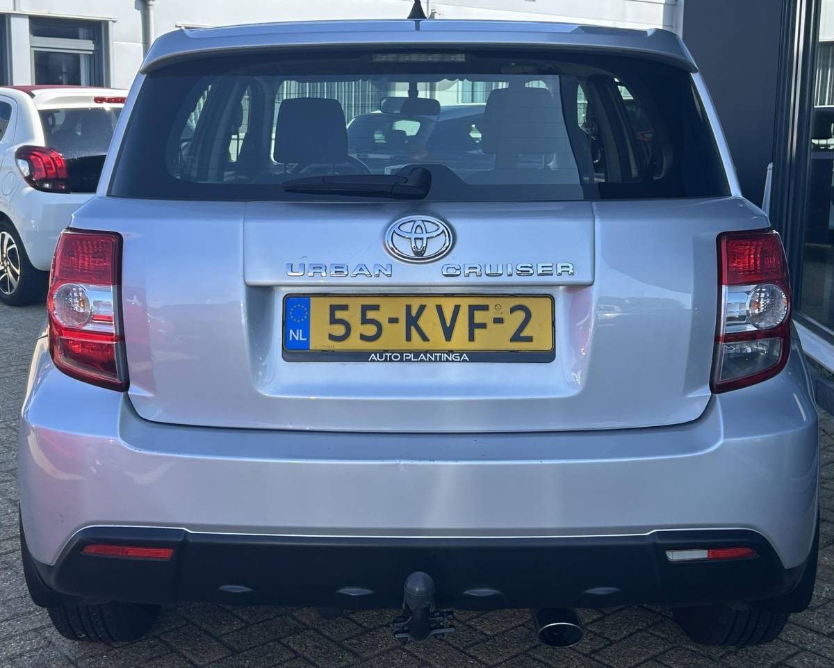 Toyota Urban Cruiser Toyota Urban Cruiser 1.3 VVT-i Aspiration | Nette Staat | 2e Eigenaar | NL AUTO | 11 Jaar in Bezit van Vorige Eigenaar | Trekhaak | Airco | lichtmetalen Velgen | 3 Sleutels | APK tot 29-03-2027 |