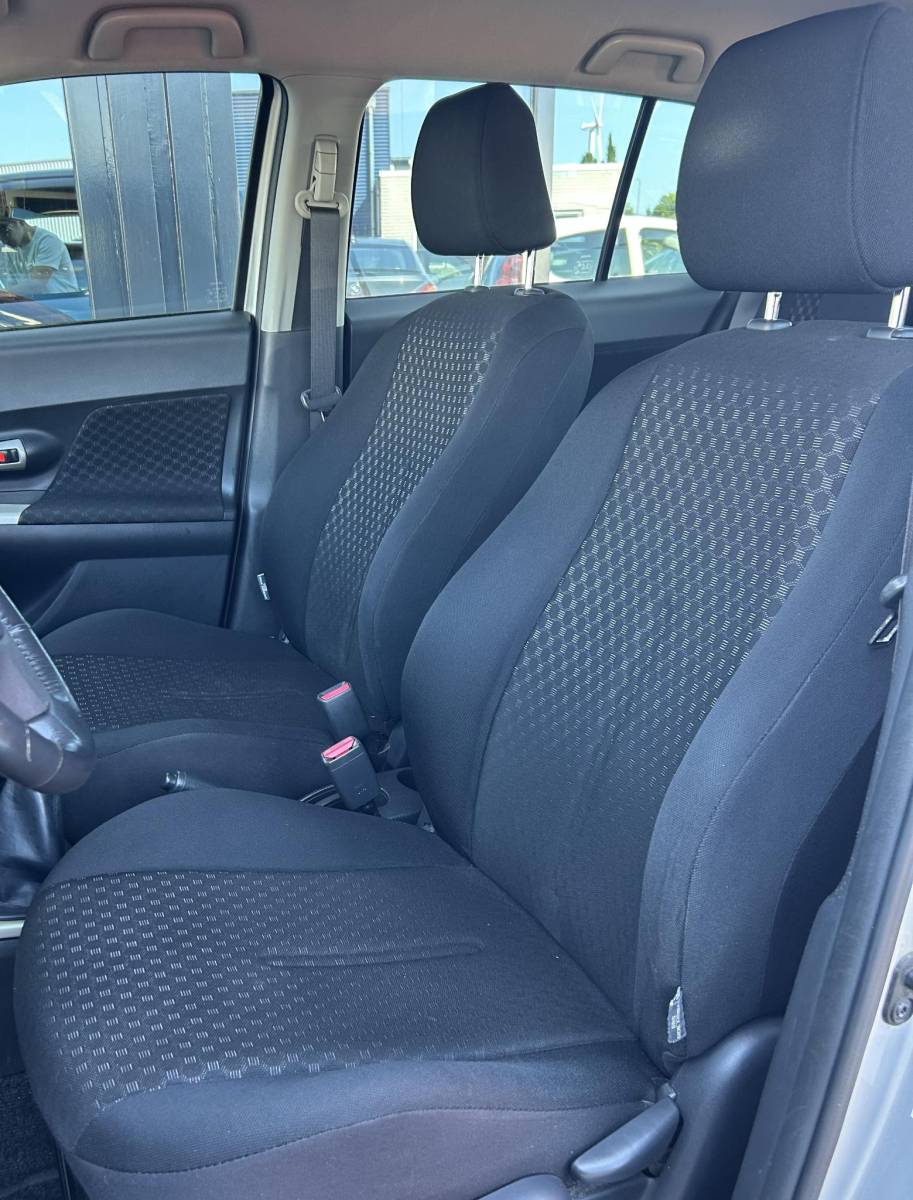 Toyota Urban Cruiser Toyota Urban Cruiser 1.3 VVT-i Aspiration | Nette Staat | 2e Eigenaar | NL AUTO | 11 Jaar in Bezit van Vorige Eigenaar | Trekhaak | Airco | lichtmetalen Velgen | 3 Sleutels | APK tot 29-03-2027 |