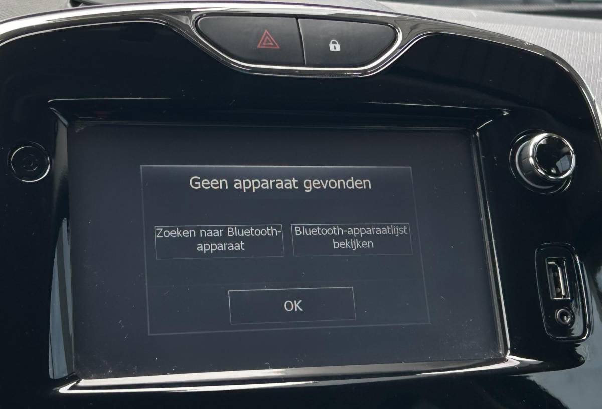 Renault Clio Renault Clio 0.9 TCe Dynamique 90PK | NL AUTO | NAP | Trekhaak | Climate Control | Cruise Control | Keyless Entry | Keyless Start | Lichtmetalen Velgen | 2 Sleutels |