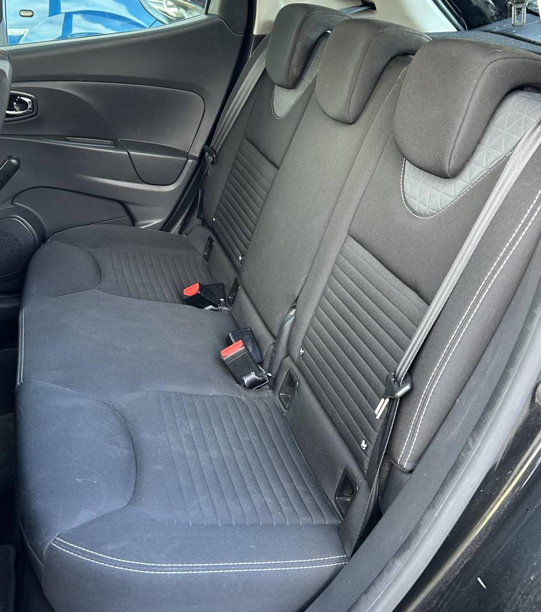 Renault Clio Renault Clio 0.9 TCe Dynamique 90PK | NL AUTO | NAP | Trekhaak | Climate Control | Cruise Control | Keyless Entry | Keyless Start | Lichtmetalen Velgen | 2 Sleutels |