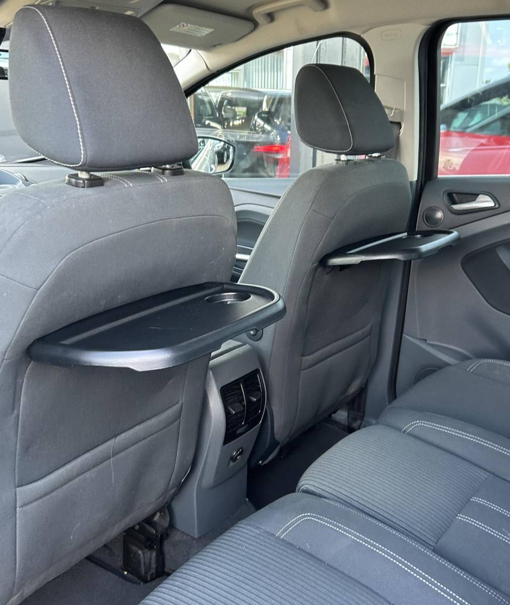 Ford C-MAX Ford C-Max 1.6 Titanium 125PK | Trekhaak | 2e Eigenaar | NL AUTO | NAP | Parkeersensoren | Navigatie | Climate Control | Cruise Control | Voorruitverwarming | 2 Sleutels |