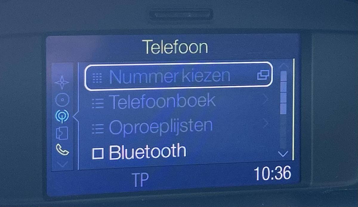 Ford C-MAX Ford C-Max 1.6 Titanium 125PK | Trekhaak | 2e Eigenaar | NL AUTO | NAP | Parkeersensoren | Navigatie | Climate Control | Cruise Control | Voorruitverwarming | 2 Sleutels |