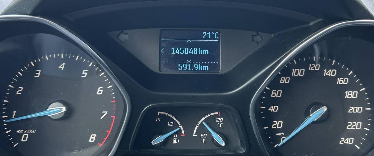 Ford C-MAX Ford C-Max 1.6 Titanium 125PK | Trekhaak | 2e Eigenaar | NL AUTO | NAP | Parkeersensoren | Navigatie | Climate Control | Cruise Control | Voorruitverwarming | 2 Sleutels |