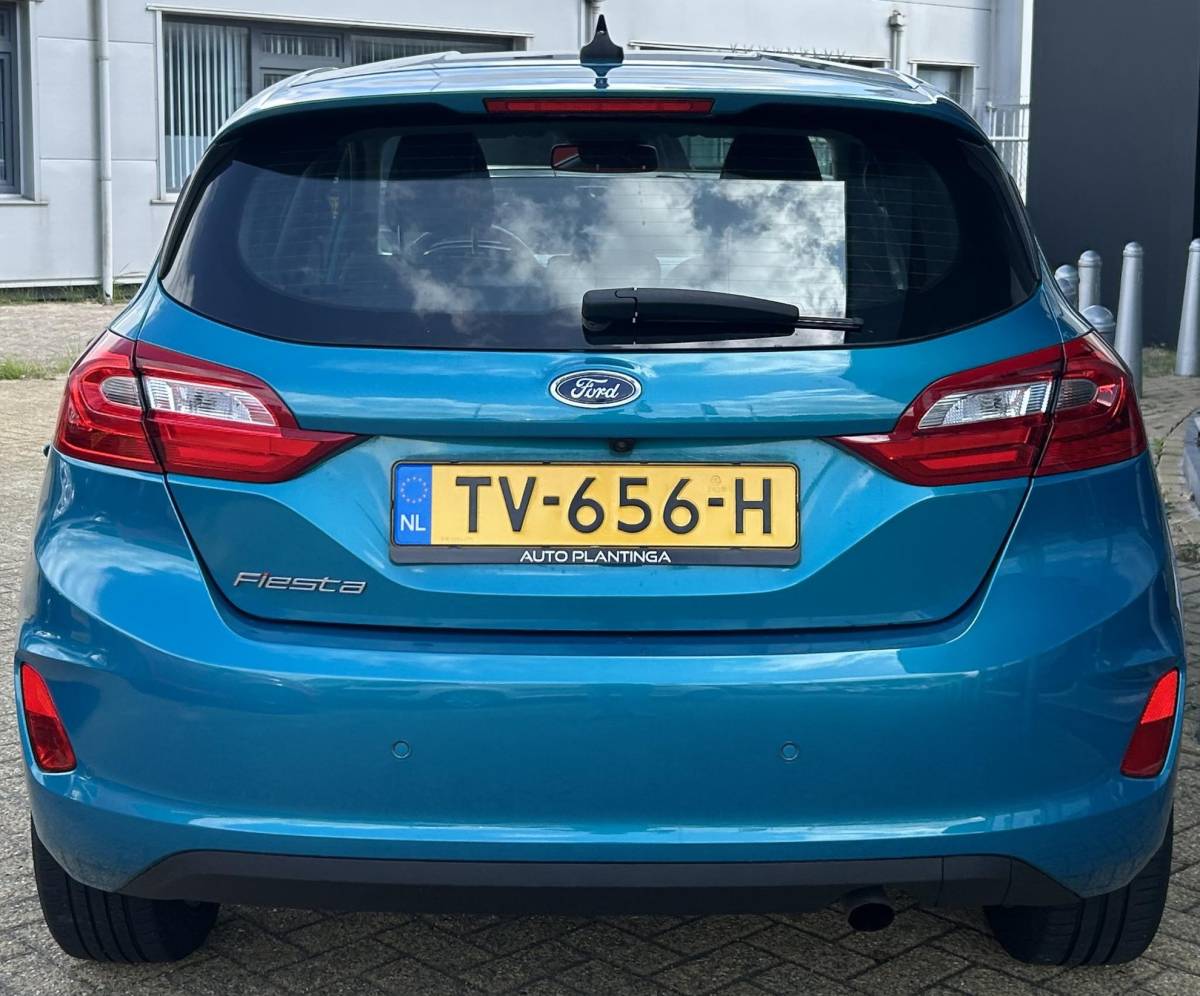 Ford Fiesta Ford Fiesta 1.0 EcoBoost Titanium 101PK | LUXE | Achteruitrijcamera | B&O Audio | Climate Control | Navigatie | Adaptive Cruise Control | Voorruitverwarming | Parkeersensoren Voor en Achter | Lichtmetalen Velgen | 2 Sleutels | DAB+ | NAP |