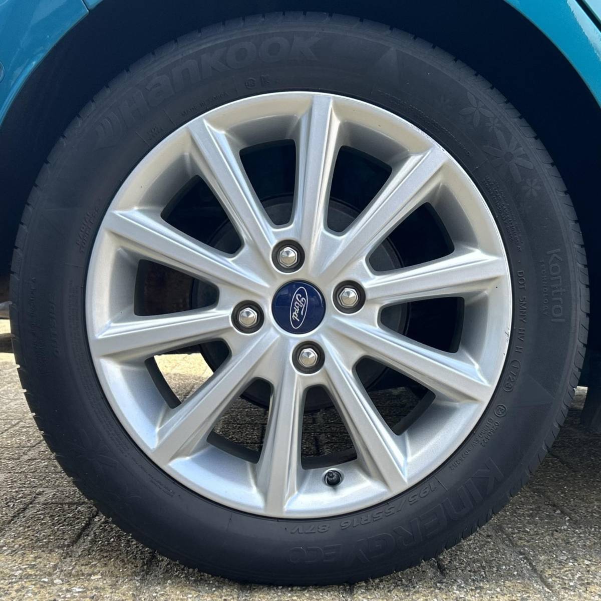 Ford Fiesta Ford Fiesta 1.0 EcoBoost Titanium 101PK | LUXE | Achteruitrijcamera | B&O Audio | Climate Control | Navigatie | Adaptive Cruise Control | Voorruitverwarming | Parkeersensoren Voor en Achter | Lichtmetalen Velgen | 2 Sleutels | DAB+ | NAP |
