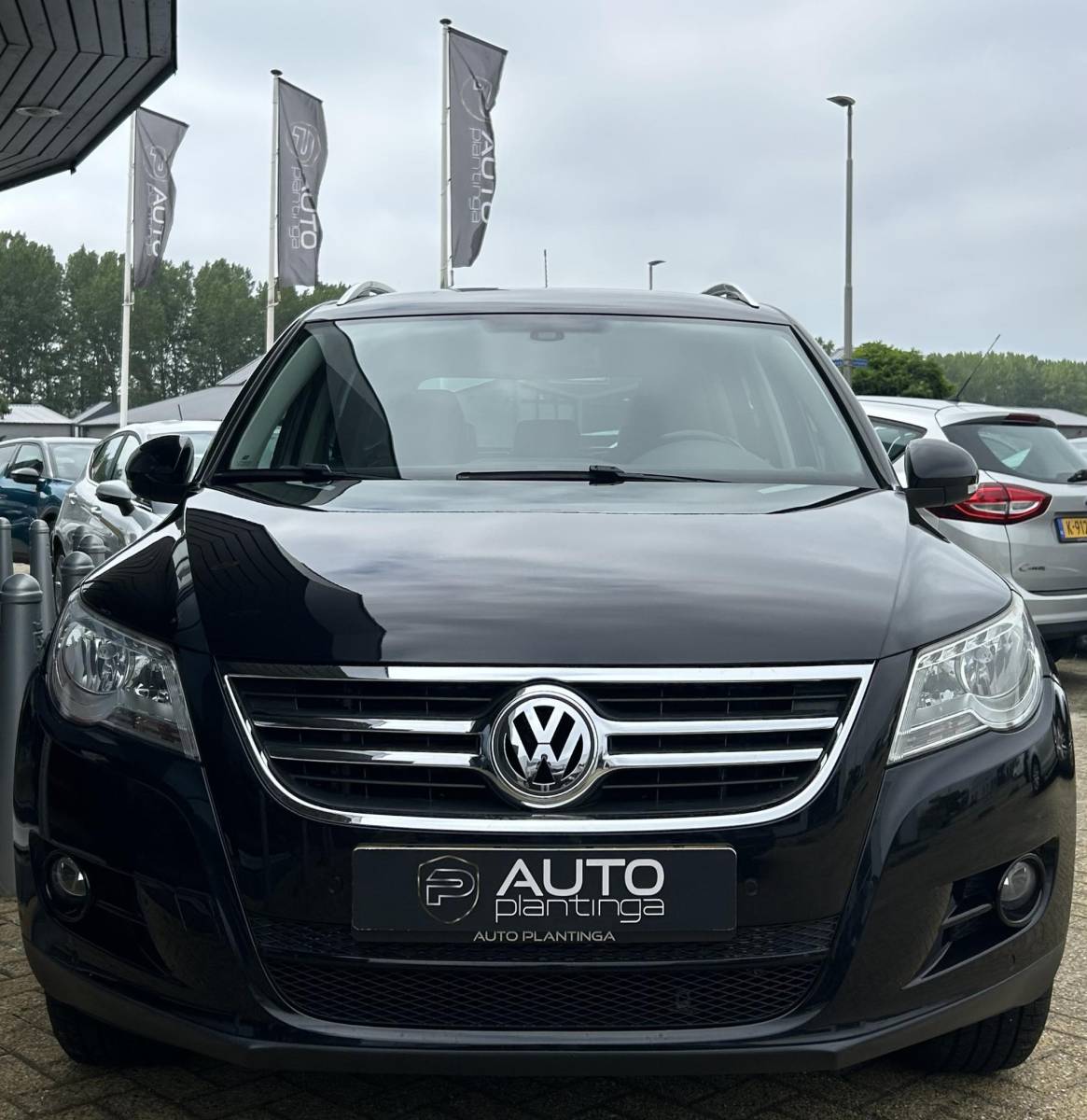 Volkswagen Tiguan Volkswagen Tiguan 1.4 TSI Sport&Style 4Motion 150PK | Nette Staat | Trekhaak | 2000KG Trekgewicht | NL AUTO |  NIEUWE APK | Achteruitrijcamera | Parkeersensoren Voor en Achter | Lederen Bekleding | Stoelverwarming | Climate Control | Cruise Control | 2 Sleutels |